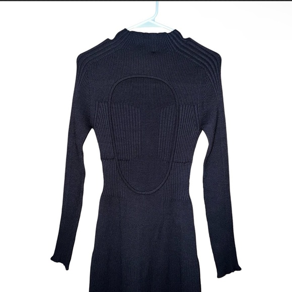 AERON Ribbed Cut-Out Lara Dress​​ - Picture 6 of 8